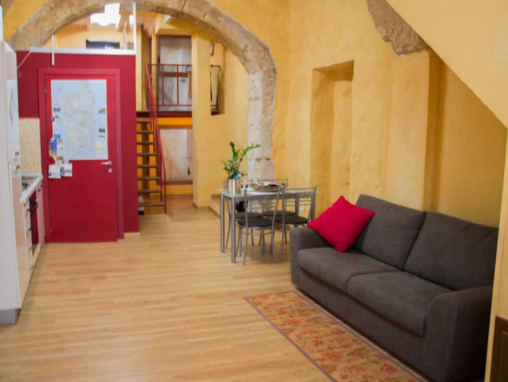 Appartamento Rosso Buoni E Cattivi Cagliari Chambre photo
